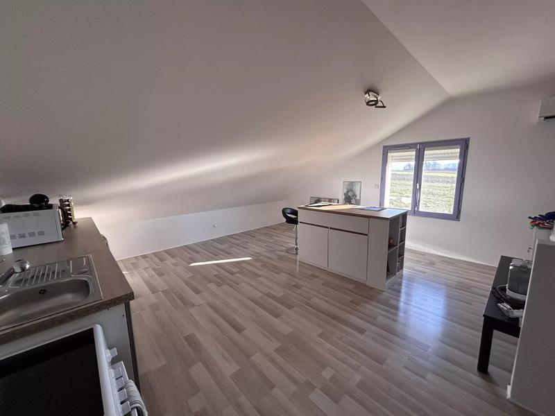 Maison - 247 m² - 7 pièces