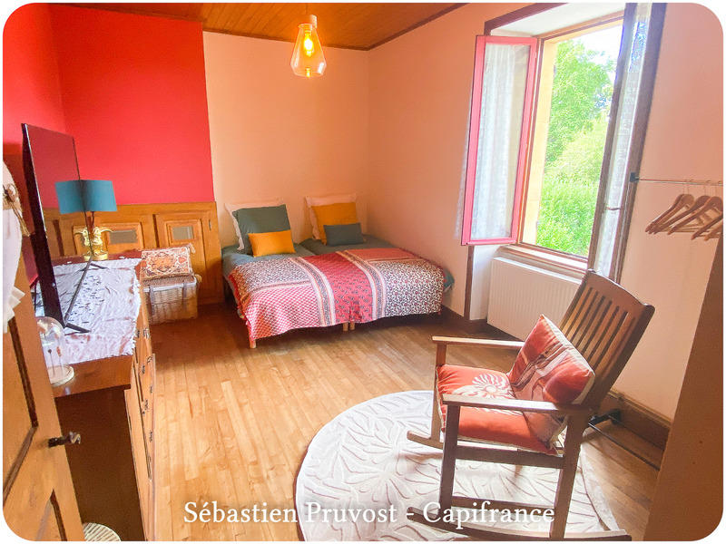 Maison de maîtres - 325 m² - 11 pièces