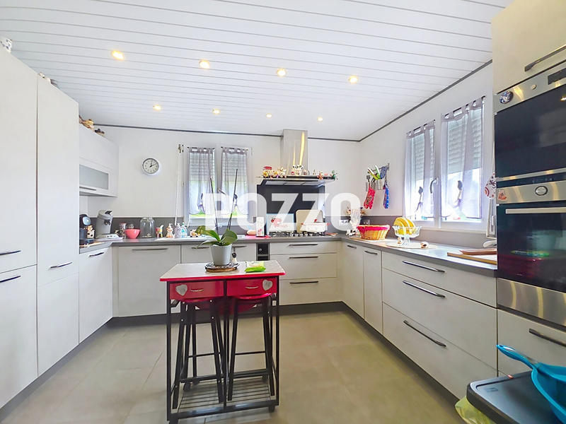 Maison - 77 m² - 4 pièces