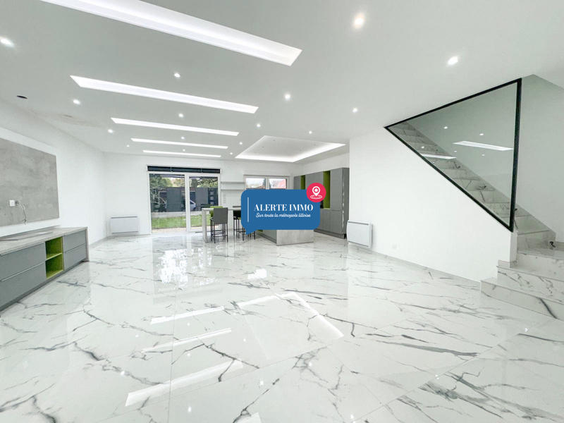 Maison - 129 m² - 6 pièces