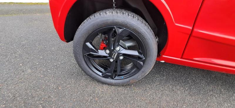 Ligier Js50 Ph5 Elite Ev8 Noir Intense