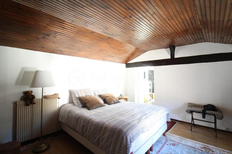 Maison ancienne - 287 m² - 7 pièces