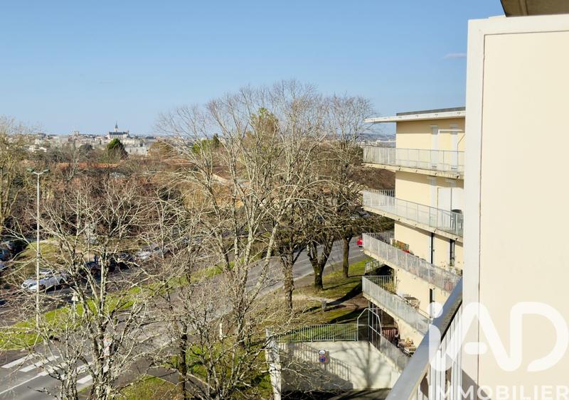 Appartement - 82 m² - 4 pièces