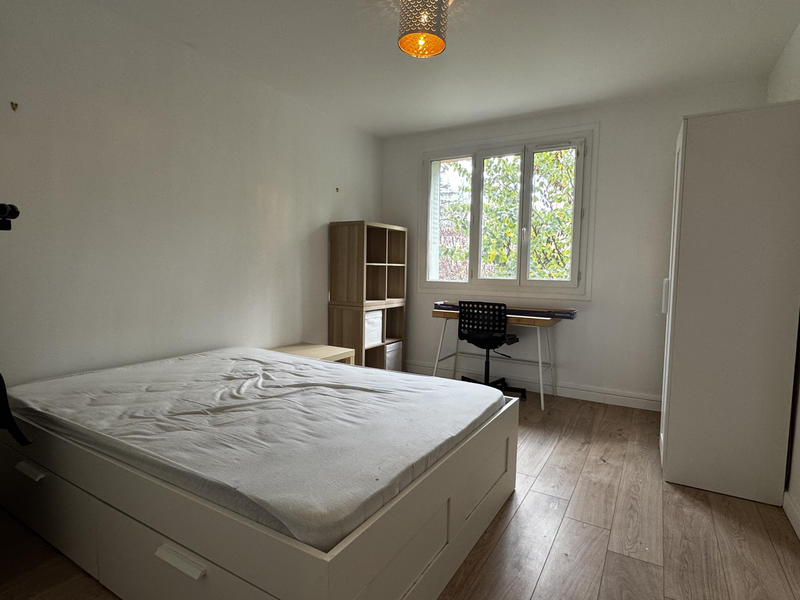 Appartement - 81 m² - 5 pièces