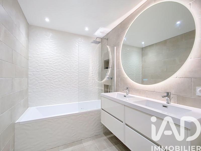 Appartement - 79 m² - 4 pièces