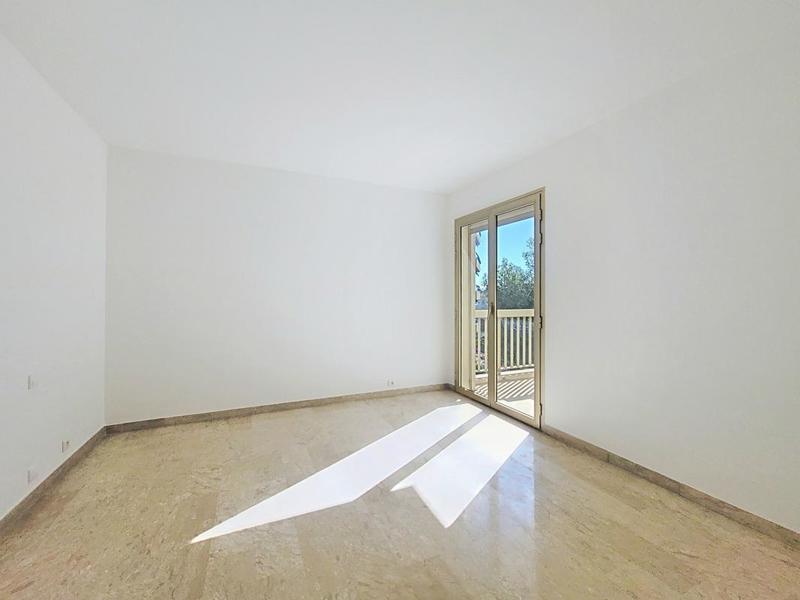 Appartement - 87 m² - 3 pièces