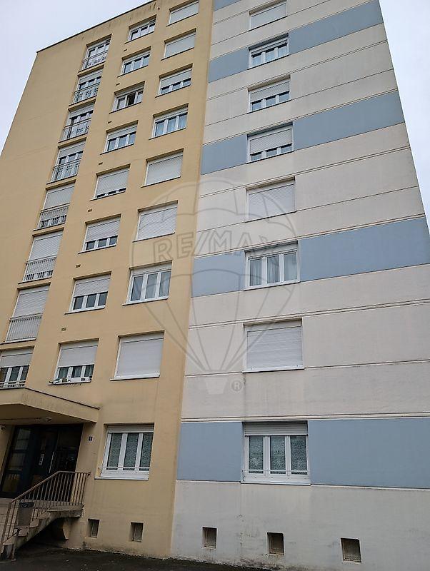 Appartement - 86 m² - 4 pièces