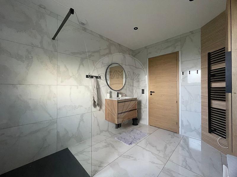 Maison - 107 m² - 5 pièces