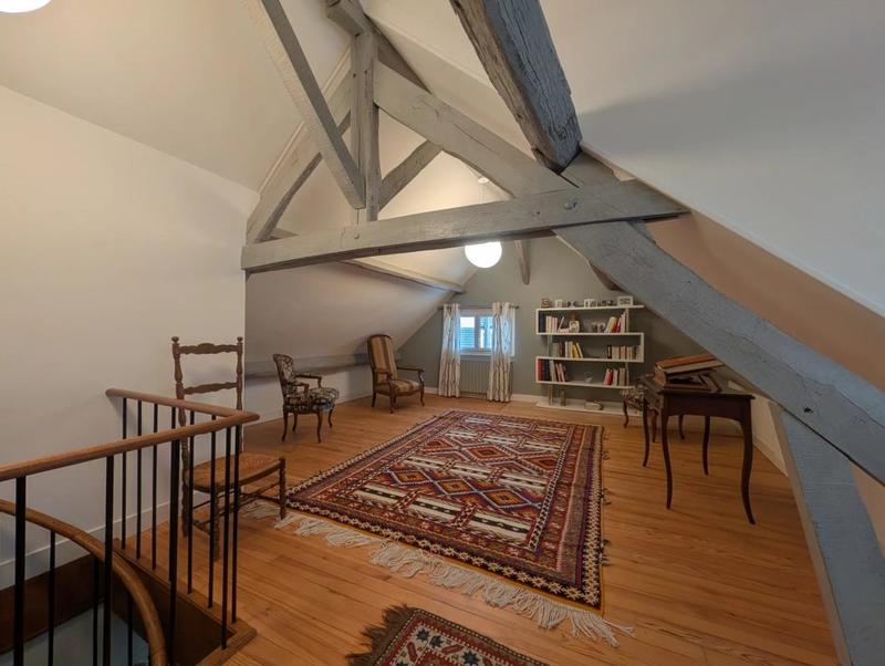 Maison - 137 m² - 6 pièces