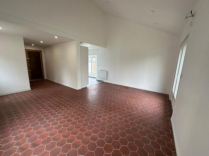 Maison - 104 m² - 5 pièces