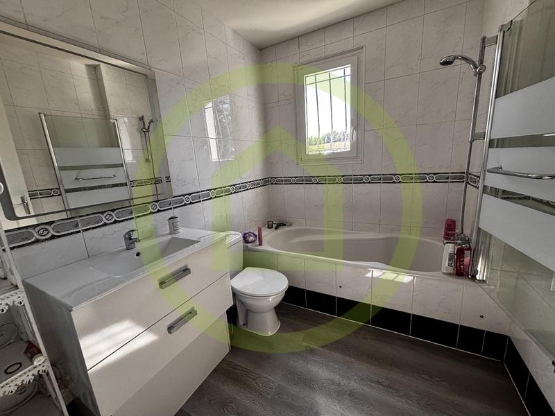 Propriété - 149 m² - 7 pièces