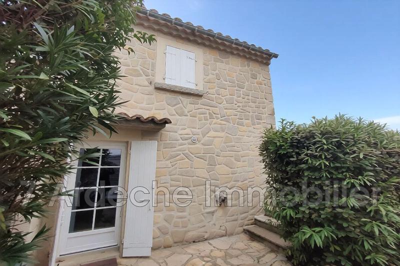 Maison - 398 m² - 13 pièces