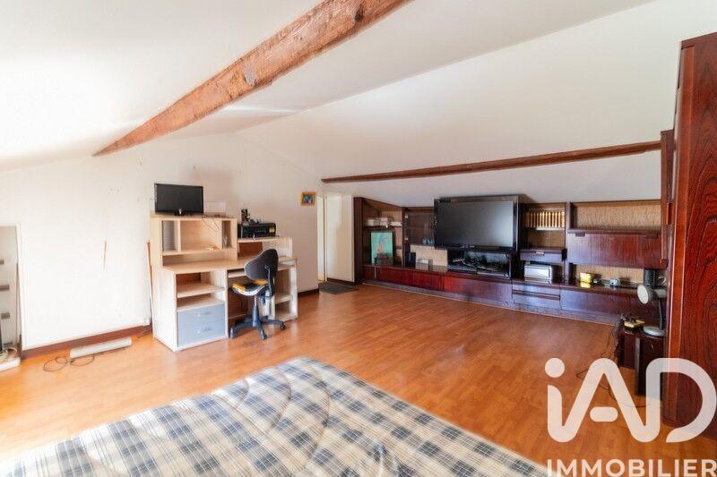 Maison - 147 m² - 6 pièces