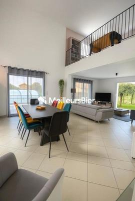 Maison - 178 m² - 7 pièces