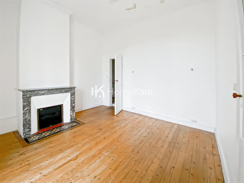 Appartement - 140 m² - 5 pièces