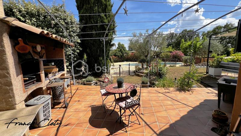 Villa - 175 m² - 6 pièces