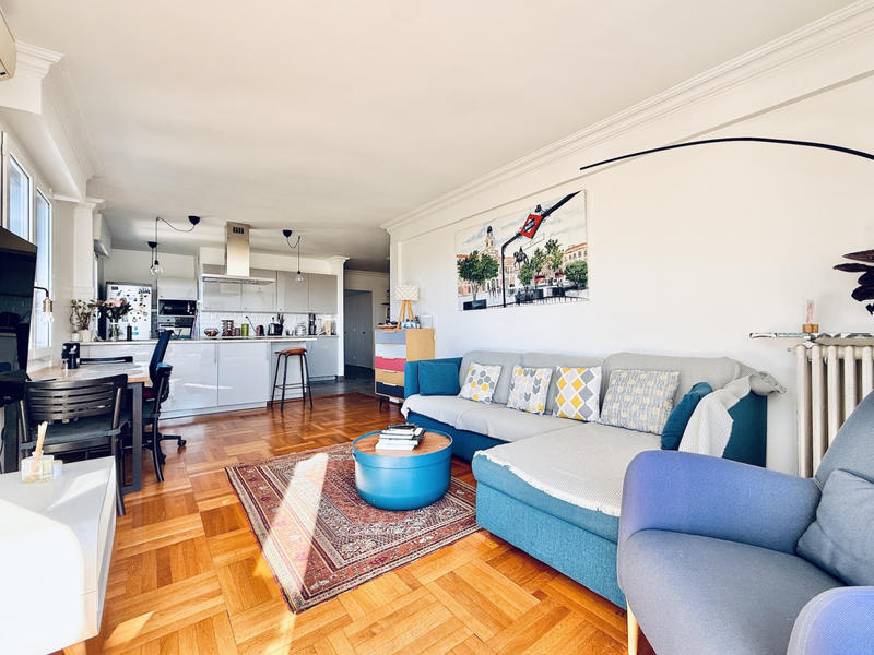 Appartement - 80 m² - 3 pièces