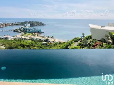 Maison - 200 m² - 5 pièces