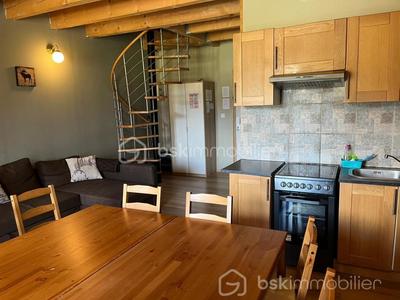 Immeuble - 885 m² - 40 pièces