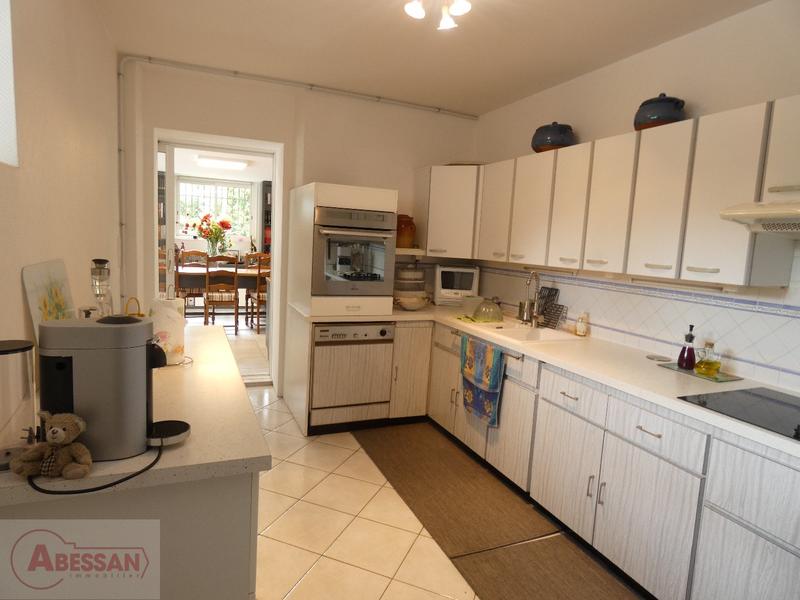 Maison - 251 m² - 5 pièces