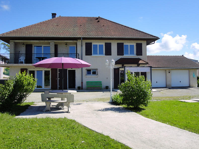 Maison - 215 m² - 7 pièces