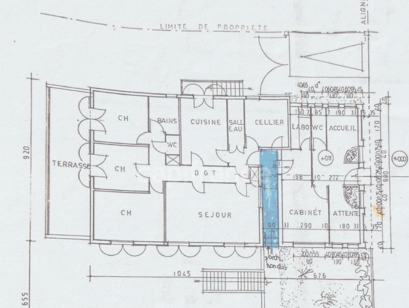 Local commercial - 193 m² - 7 pièces