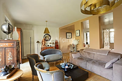 Maison - 184 m² - 7 pièces