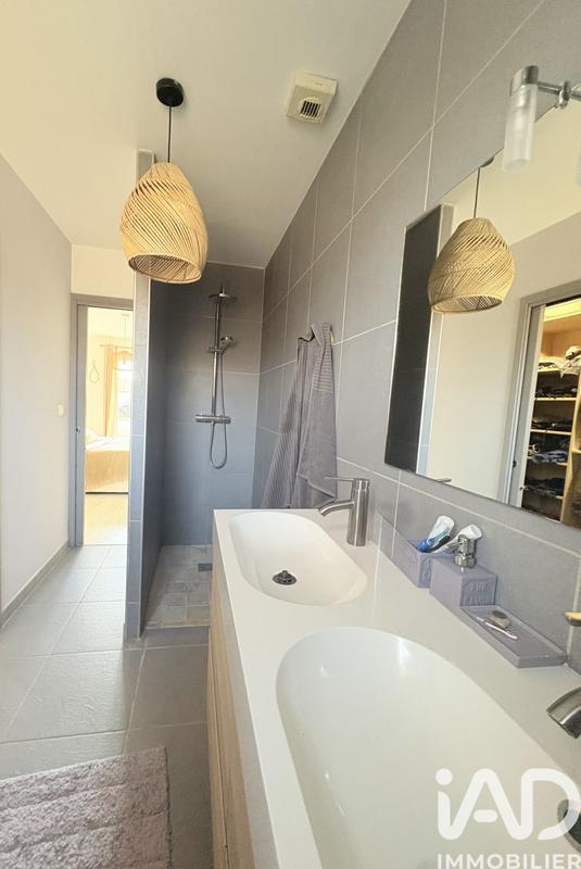 Maison - 154 m² - 4 pièces