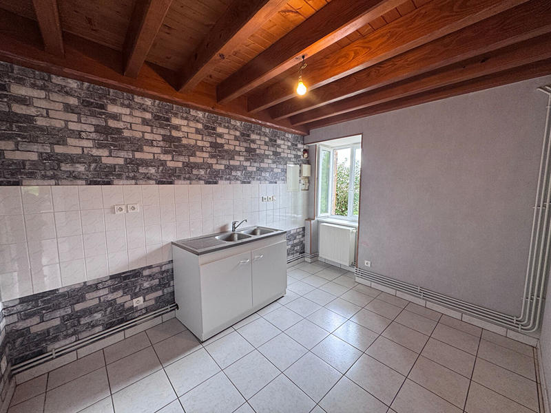 Maison - 210 m² - 9 pièces