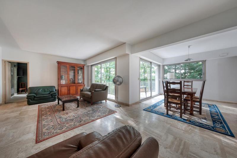 Maison - 186 m² - 8 pièces