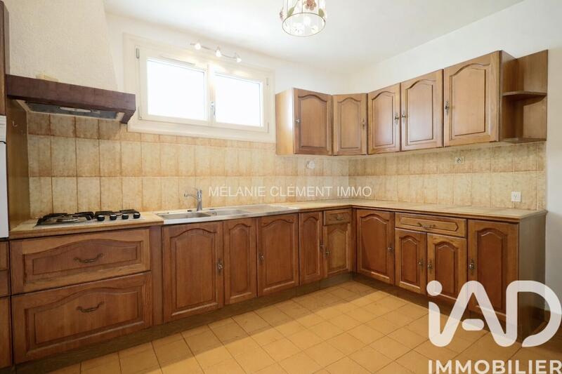 Maison - 200 m² - 4 pièces