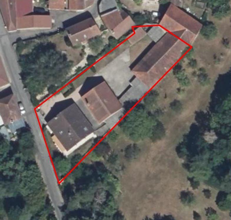 Maison - 200 m² - 8 pièces