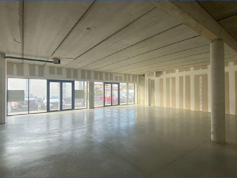 Local commercial - 115 m² - 1 pièce