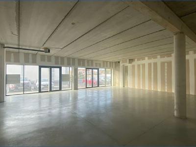 Local commercial - 115 m² - 1 pièce