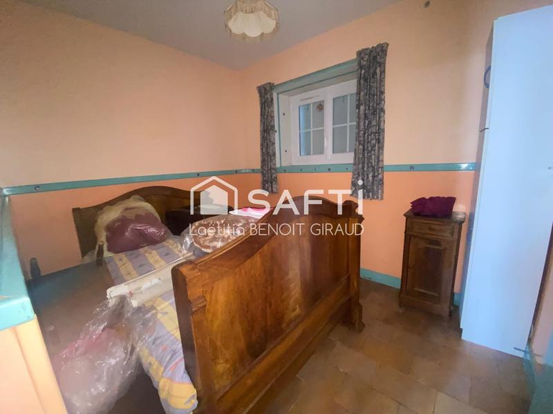 Maison - 280 m² - 10 pièces