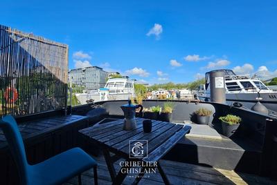 Péniche - 33 m² - 4 pièces