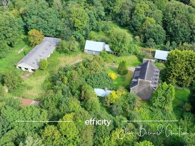 Château - 360 m² - 10 pièces