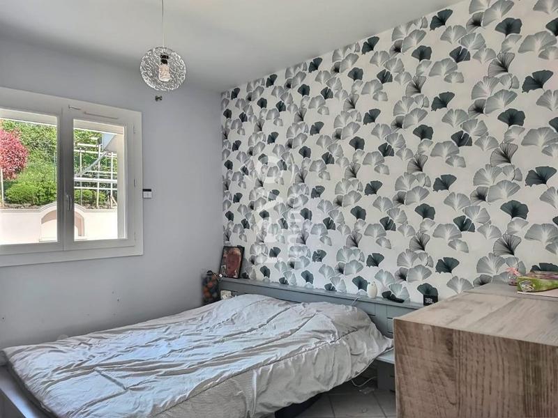 Maison - 105 m² - 4 pièces