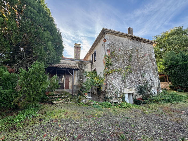 Maison - 200 m² - 4 pièces