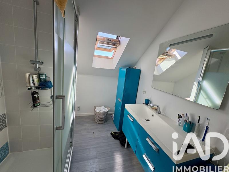 Maison - 345 m² - 8 pièces