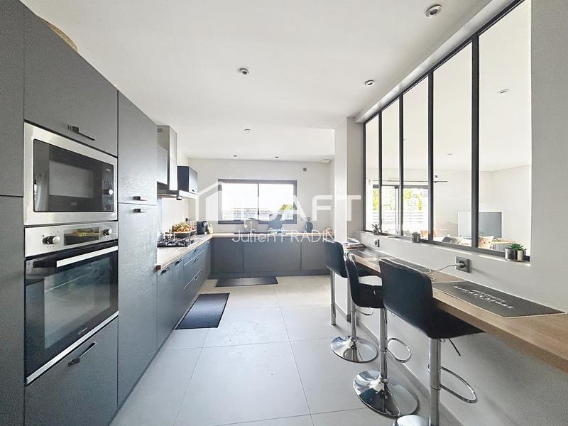 Maison - 160 m² - 6 pièces