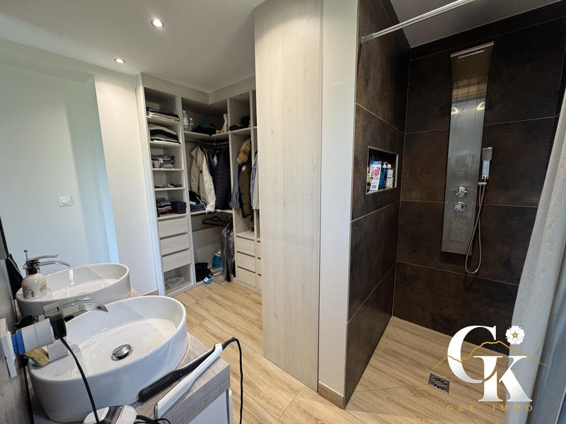 Maison - 160 m² - 6 pièces