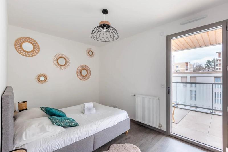 Appartement - 80 m² - 4 pièces