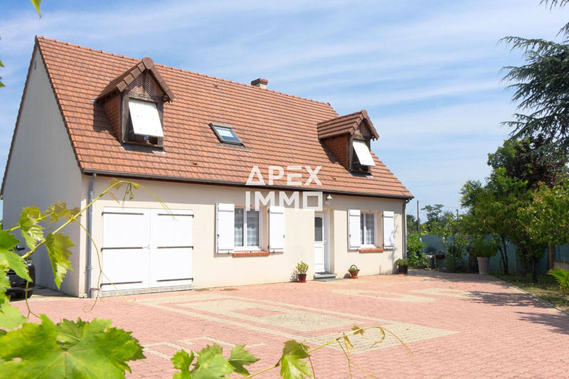 Maison - 135 m² - 6 pièces