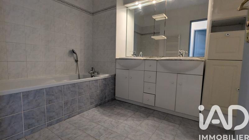 Appartement - 75 m² - 3 pièces