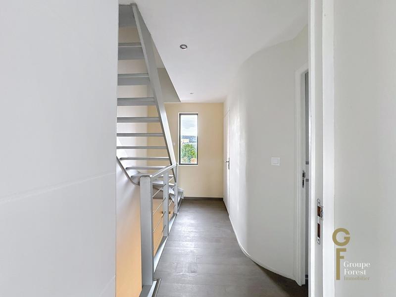 Maison - 157 m² - 5 pièces