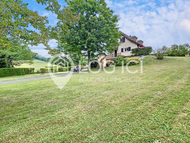 Maison - 138 m² - 6 pièces