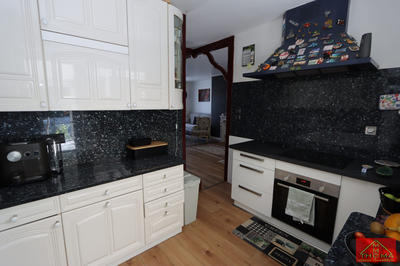 Maison - 110 m² - 6 pièces