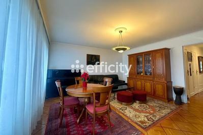 Appartement - 81 m² - 3 pièces