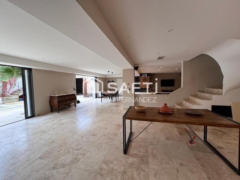 Villa - 200 m² - 6 pièces